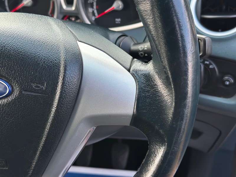 2010 FORD FIESTA 2010 FORD FIESTA