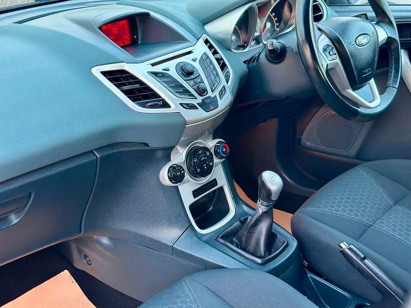 2010 FORD FIESTA 2010 FORD FIESTA