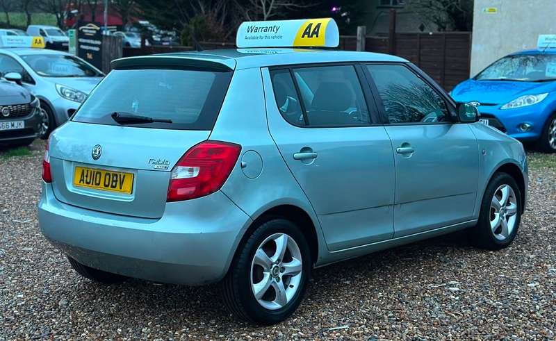 2010 SKODA FABIA 2010 SKODA FABIA