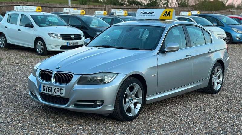 A 2011 BMW 3 SERIES 320d EXCLUSIVE EDITION A 2011 BMW 3 SERIES 320d EXCLUSIVE EDITION