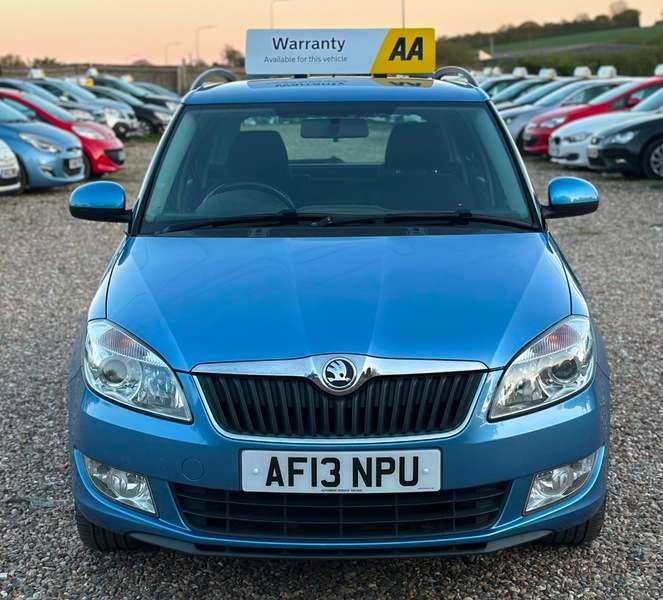 A 2013 SKODA FABIA ELEGANCE TSI DSG A 2013 SKODA FABIA ELEGANCE TSI DSG
