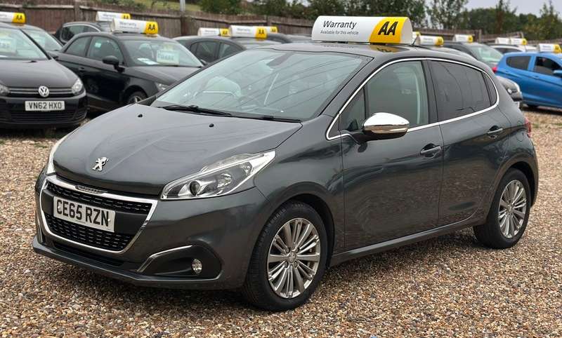 A 2015 PEUGEOT 208 BLUE HDI S/S ALLURE A 2015 PEUGEOT 208 BLUE HDI S/S ALLURE