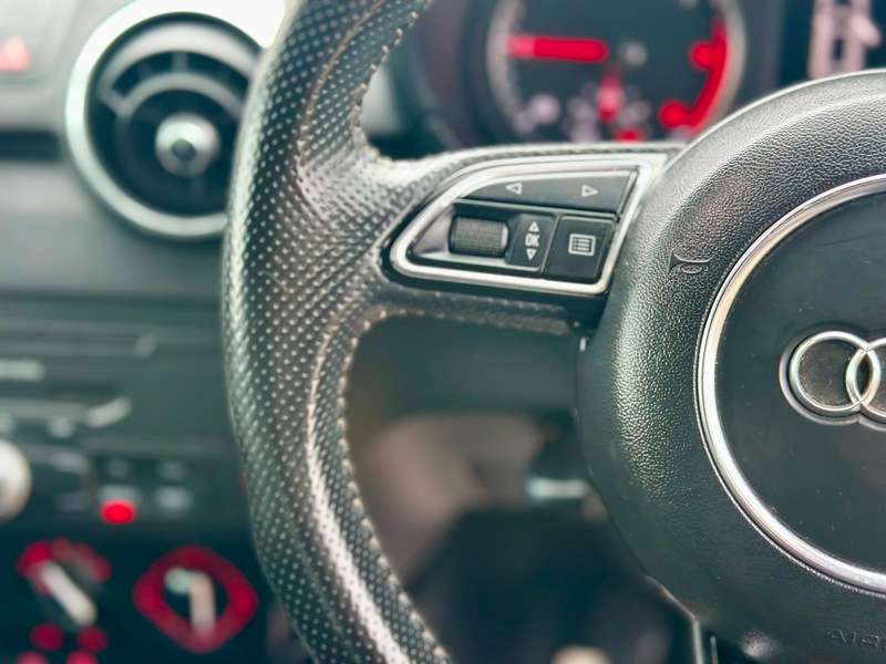 2014 AUDI A1 2014 AUDI A1