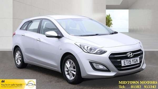 A 2015 HYUNDAI I30 CRDI SE BLUE DRIVE A 2015 HYUNDAI I30 CRDI SE BLUE DRIVE