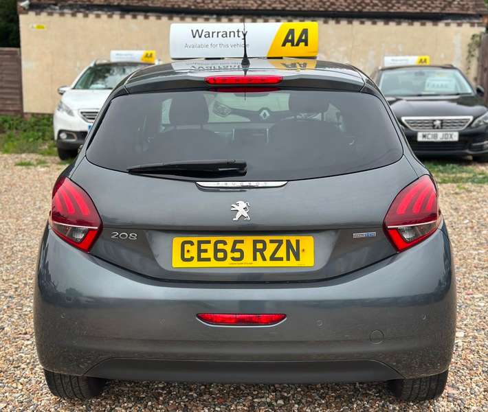 2015 PEUGEOT 208 2015 PEUGEOT 208