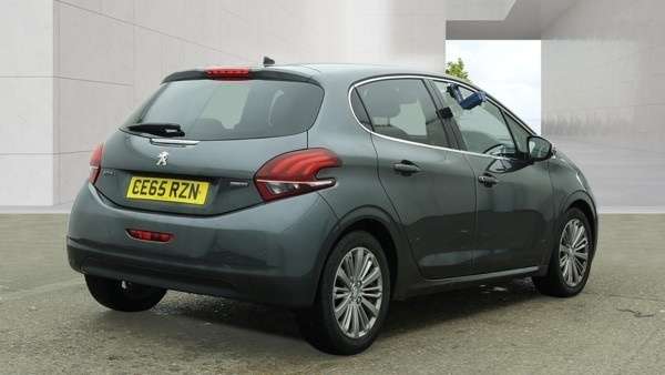 2015 PEUGEOT 208 2015 PEUGEOT 208