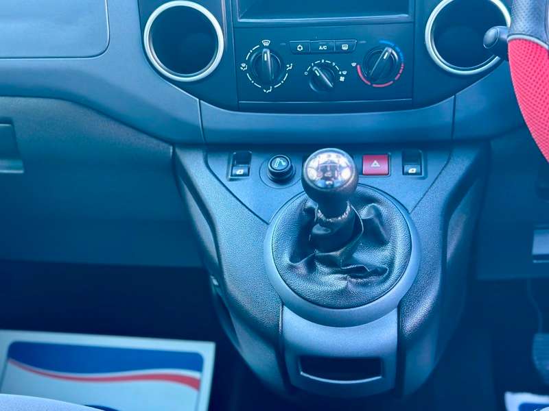 2014 PEUGEOT PARTNER 2014 PEUGEOT PARTNER