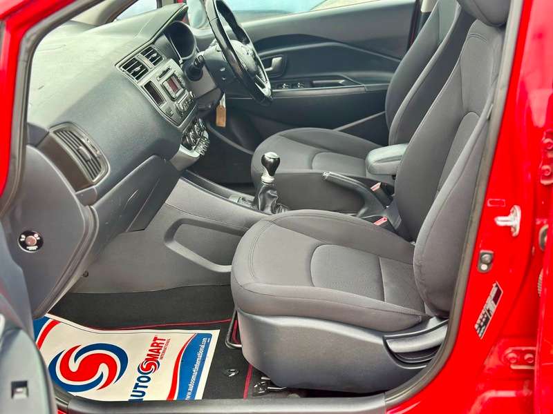 2014 KIA RIO 2014 KIA RIO