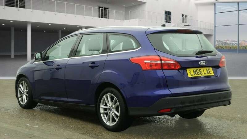 A 2016 FORD FOCUS ZETEC TDCI A 2016 FORD FOCUS ZETEC TDCI