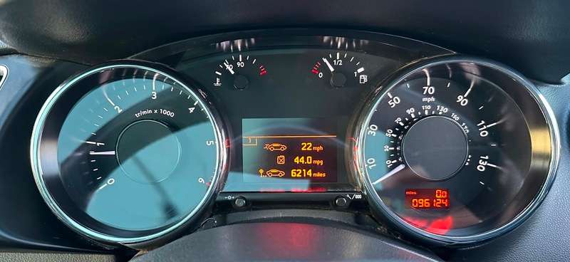 2014 PEUGEOT 3008 2014 PEUGEOT 3008