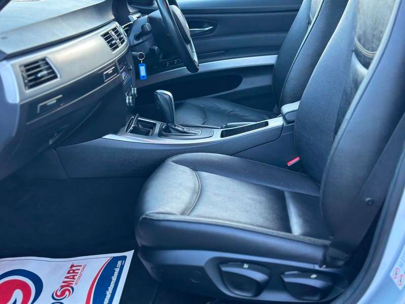 2011 BMW 3 SERIES 2011 BMW 3 SERIES