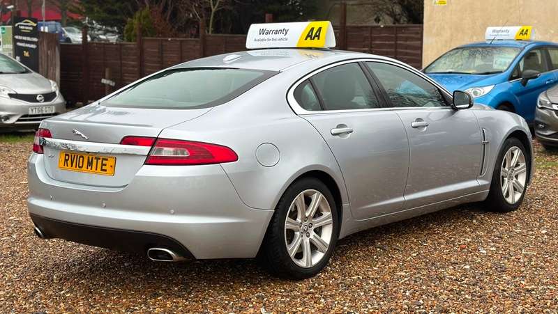 2010 JAGUAR XF 2010 JAGUAR XF