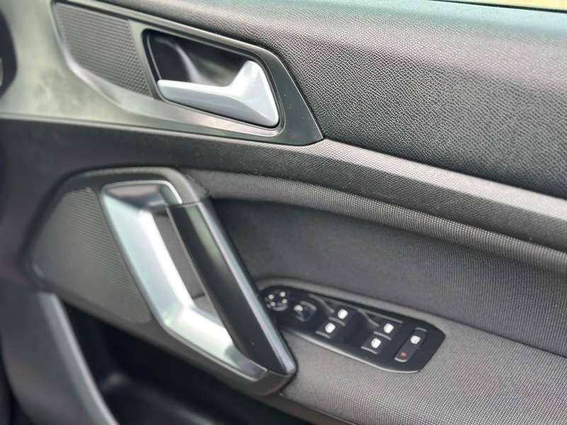 2018 PEUGEOT 308 2018 PEUGEOT 308