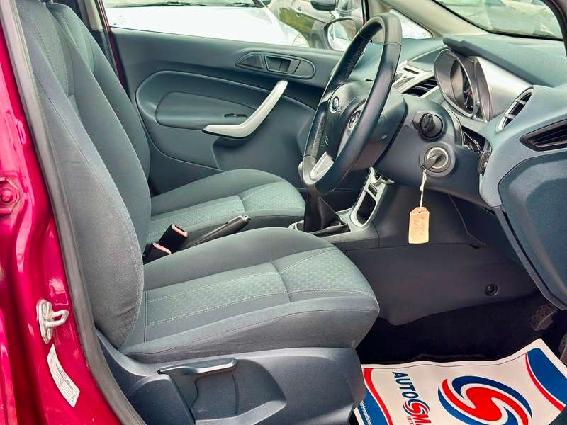 2010 FORD FIESTA 2010 FORD FIESTA