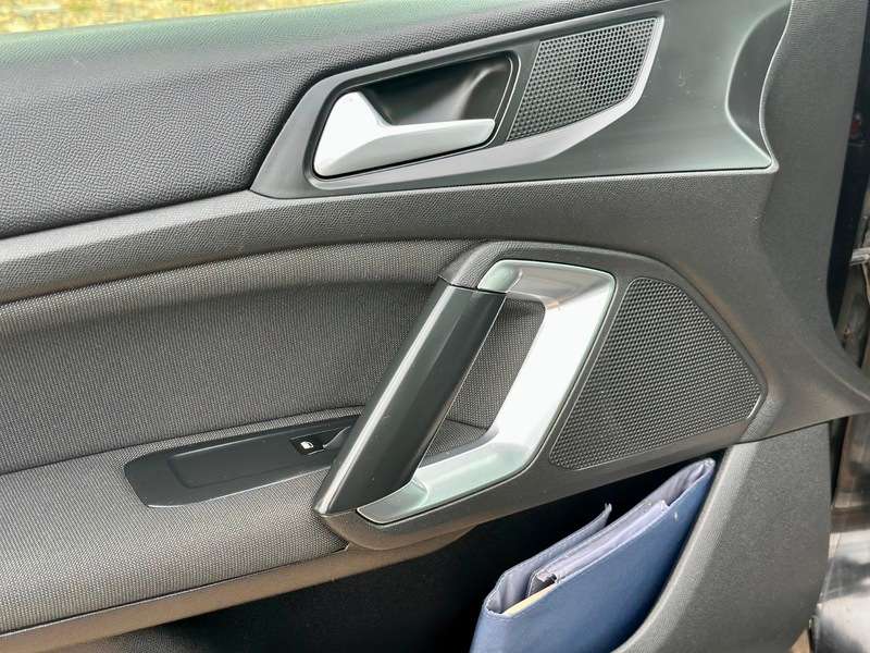 2018 PEUGEOT 308 2018 PEUGEOT 308