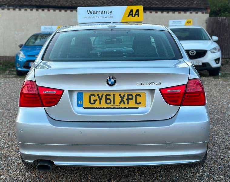 2011 BMW 3 SERIES 2011 BMW 3 SERIES