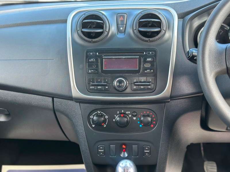 2015 DACIA SANDERO 2015 DACIA SANDERO