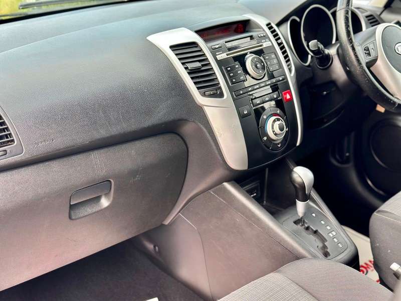 2010 KIA VENGA 2010 KIA VENGA