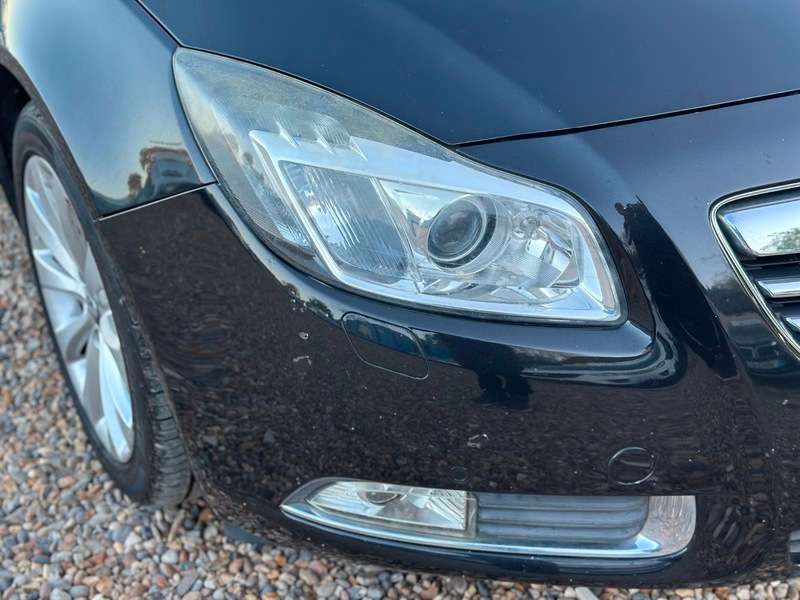 A 2012 VAUXHALL INSIGNIA ELITE NAV CDTI BITURBO A 2012 VAUXHALL INSIGNIA ELITE NAV CDTI BITURBO
