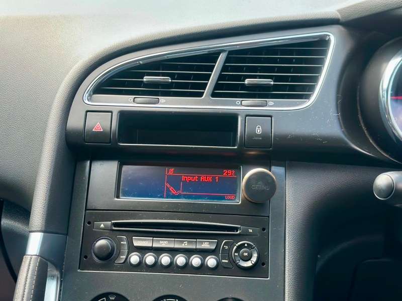 2013 PEUGEOT 3008 2013 PEUGEOT 3008