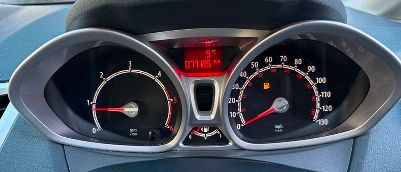 2010 FORD FIESTA 2010 FORD FIESTA