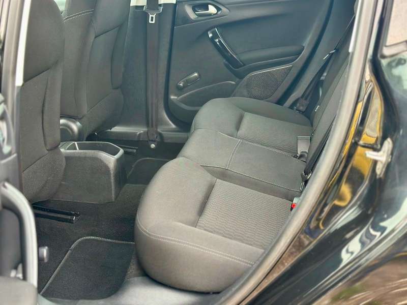 2016 PEUGEOT 208 2016 PEUGEOT 208