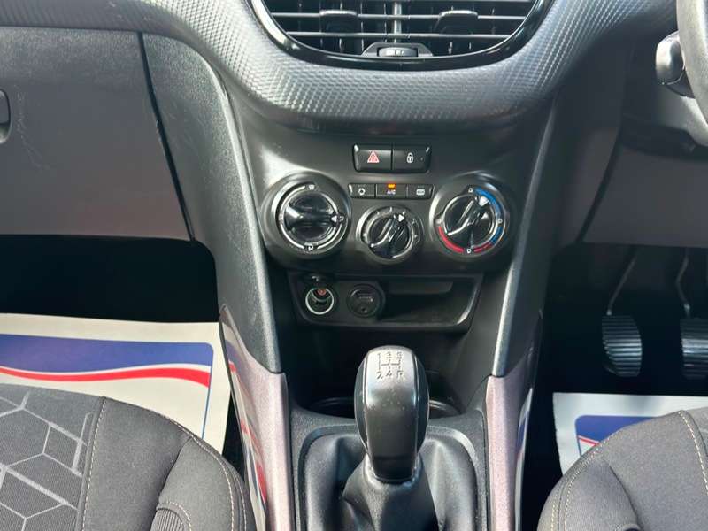 2015 PEUGEOT 2008 2015 PEUGEOT 2008