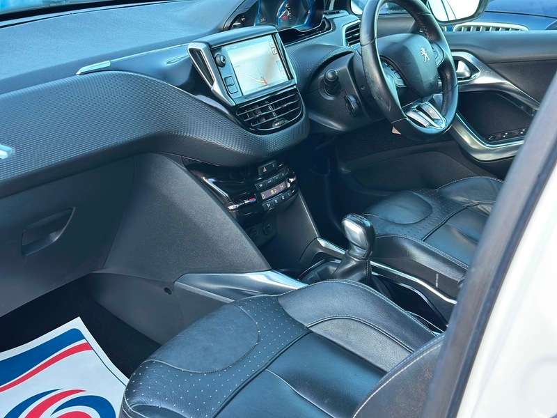 2013 PEUGEOT 2008 2013 PEUGEOT 2008