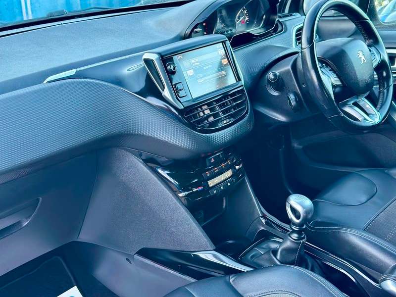 2016 PEUGEOT 2008 2016 PEUGEOT 2008