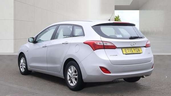 2015 HYUNDAI I30 2015 HYUNDAI I30
