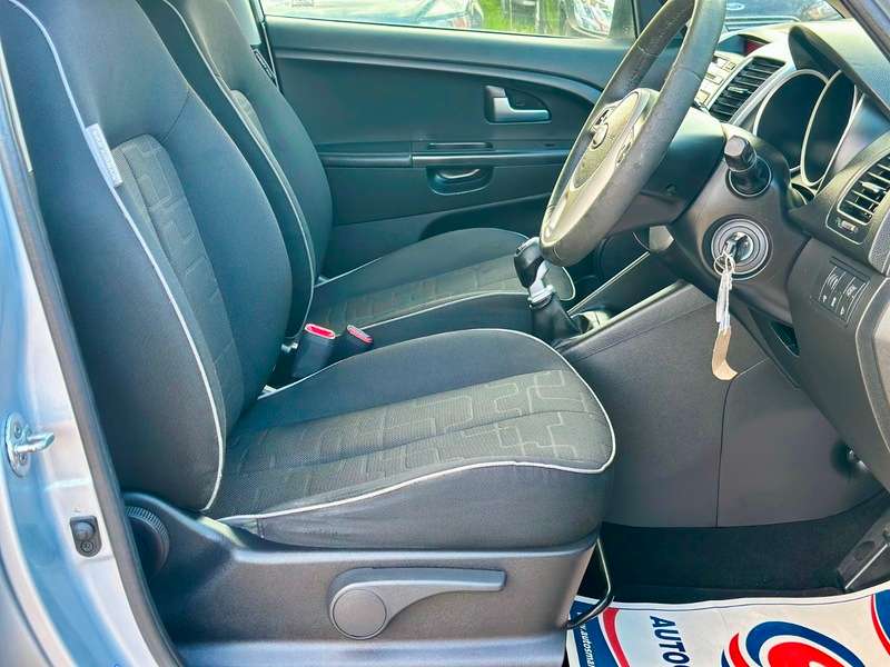 2010 KIA VENGA 2010 KIA VENGA