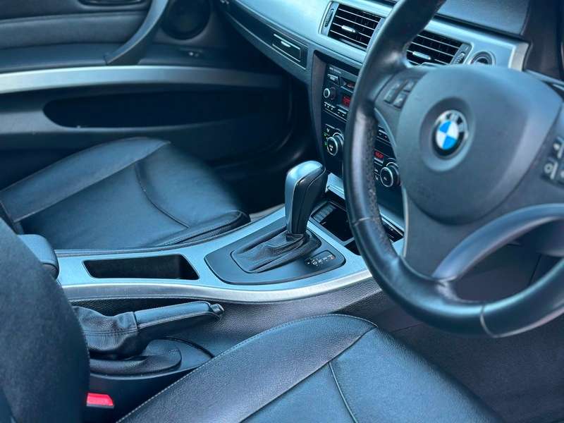 2011 BMW 3 SERIES 2011 BMW 3 SERIES