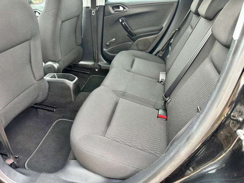 2016 PEUGEOT 208 2016 PEUGEOT 208