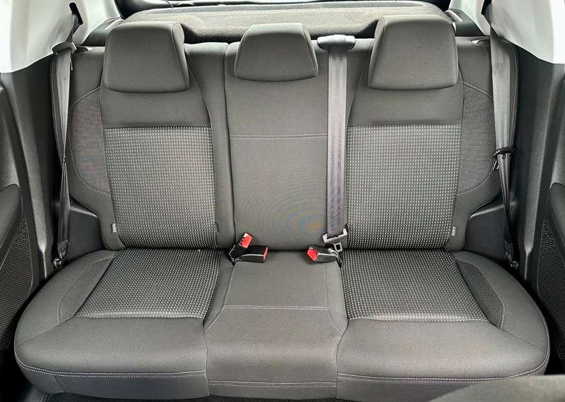 2015 PEUGEOT 208 2015 PEUGEOT 208