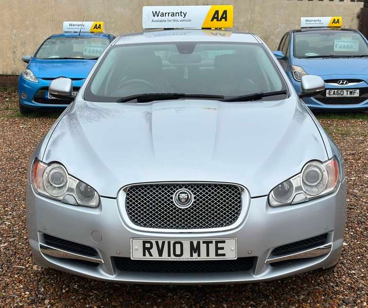 A 2010 JAGUAR XF V6 LUXURY A 2010 JAGUAR XF V6 LUXURY