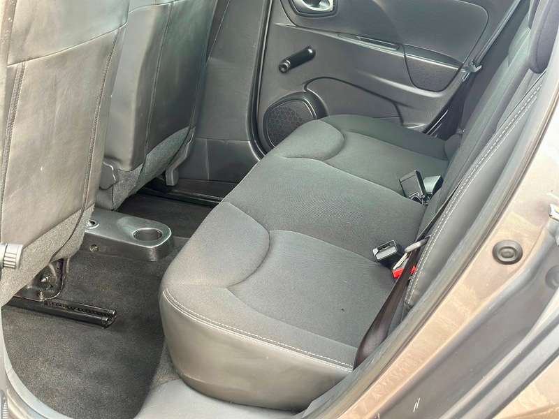 2015 RENAULT CLIO 2015 RENAULT CLIO