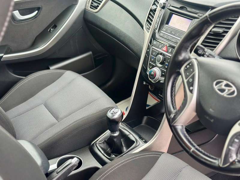 2015 HYUNDAI I30 2015 HYUNDAI I30
