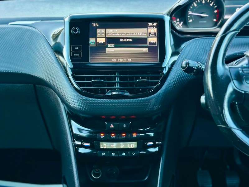 2016 PEUGEOT 2008 2016 PEUGEOT 2008