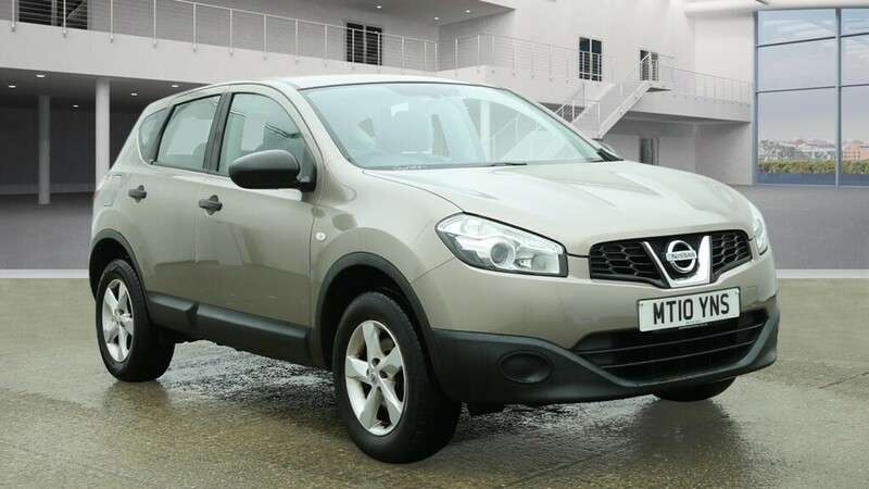 A 2010 NISSAN QASHQAI VISIA A 2010 NISSAN QASHQAI VISIA
