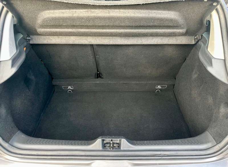 2015 RENAULT CLIO 2015 RENAULT CLIO