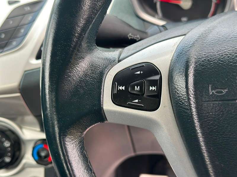2010 FORD FIESTA 2010 FORD FIESTA