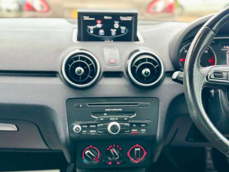 2014 AUDI A1 2014 AUDI A1