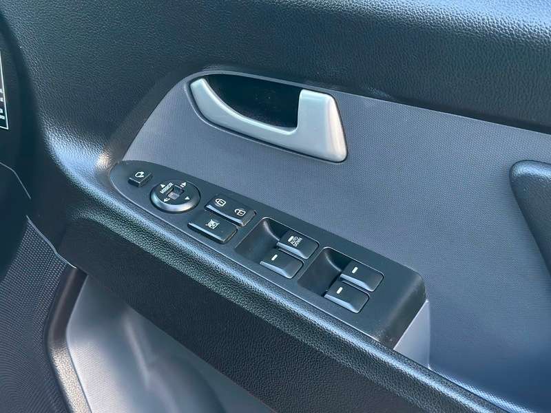 2012 KIA SPORTAGE 2012 KIA SPORTAGE
