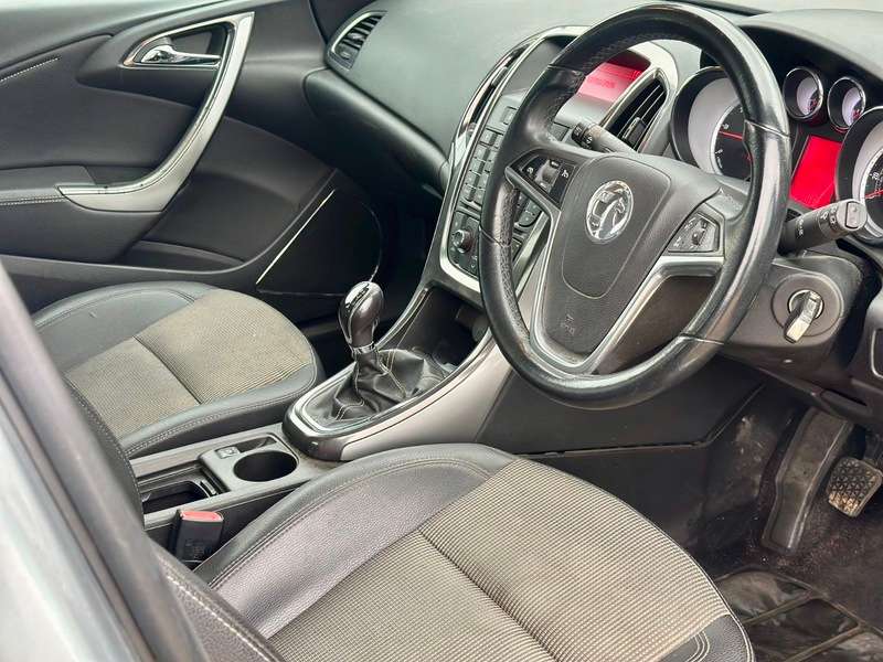 2010 VAUXHALL ASTRA 2010 VAUXHALL ASTRA