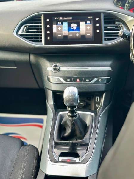 2016 PEUGEOT 308 2016 PEUGEOT 308
