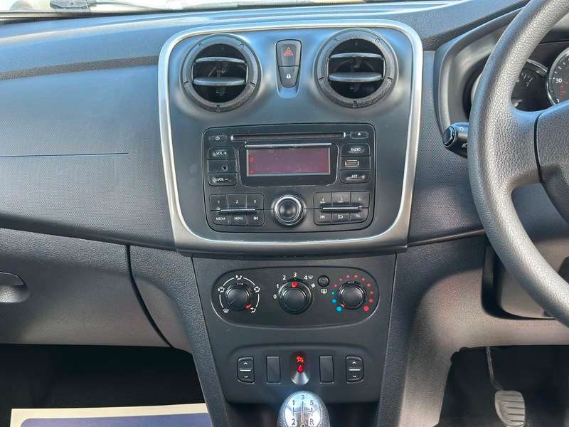 2015 DACIA SANDERO 2015 DACIA SANDERO