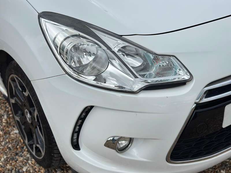 A 2012 CITROEN DS3 DSTYLE PLUS A 2012 CITROEN DS3 DSTYLE PLUS