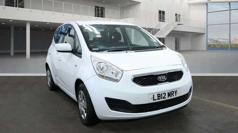 A 2012 KIA VENGA CRDI 1 A 2012 KIA VENGA CRDI 1