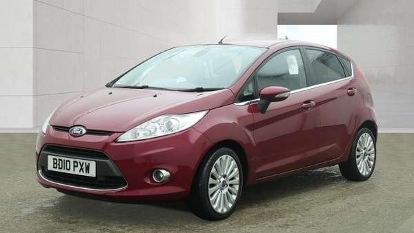 A 2010 FORD FIESTA TITANIUM A 2010 FORD FIESTA TITANIUM