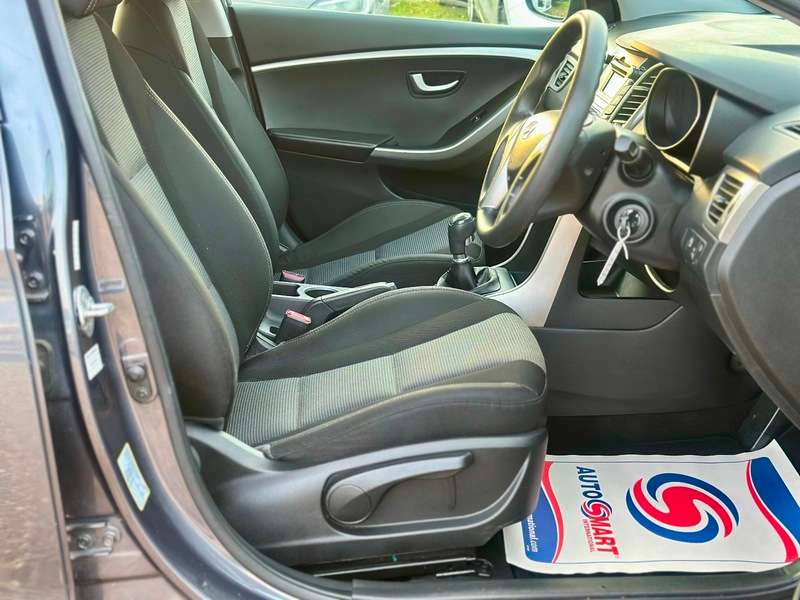 2015 HYUNDAI I30 2015 HYUNDAI I30